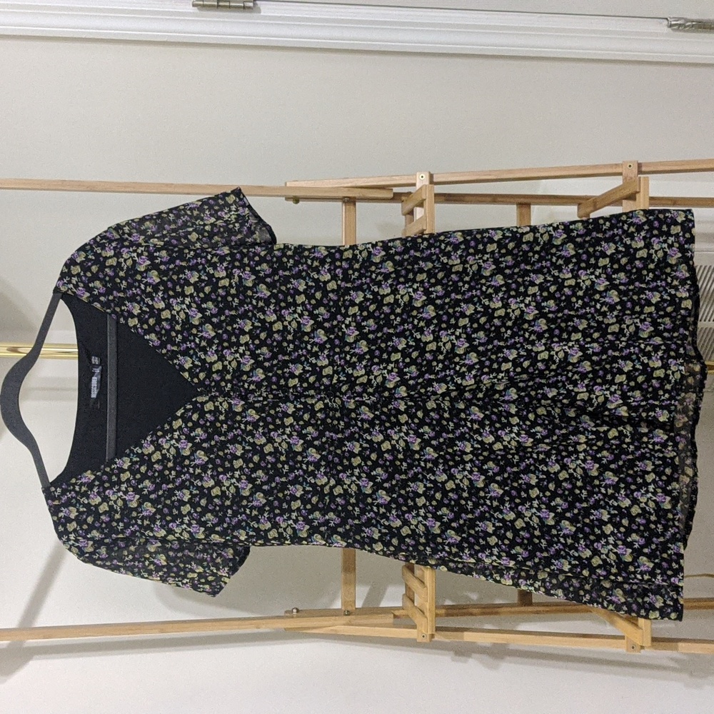 Missguided Short Sleeves Floral Dress